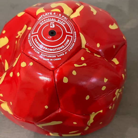 World Cup Spain Soccer Ball 2022 - Picture 2 of 5